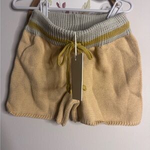 Wild Wawa Knit  Shorts bundle  with Contrast Waistband 5/6
